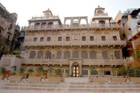 Отель Guleria Kothi At Ganges Варанаси Экстерьер фото