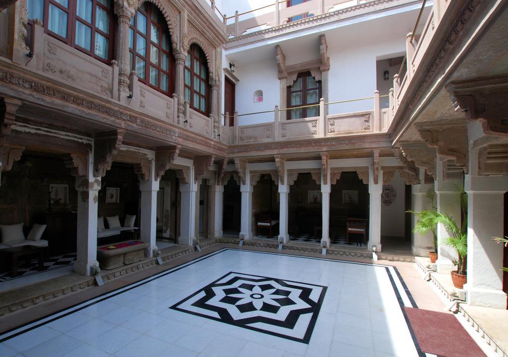 Отель Guleria Kothi At Ganges Варанаси Экстерьер фото